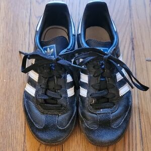 adidas Black with White Sambas